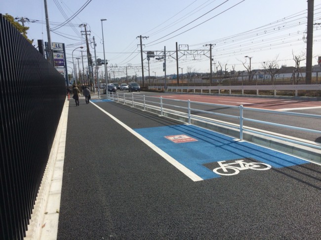 拡幅が実現した歩道